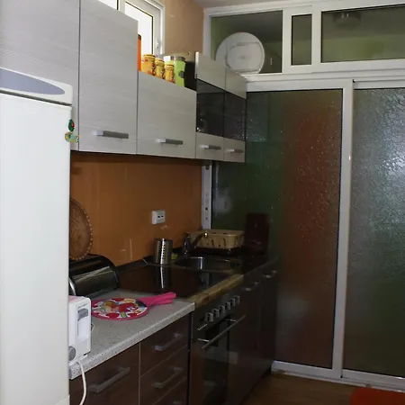 Tatil Evi Planinsko Gnezdo Tŭzha